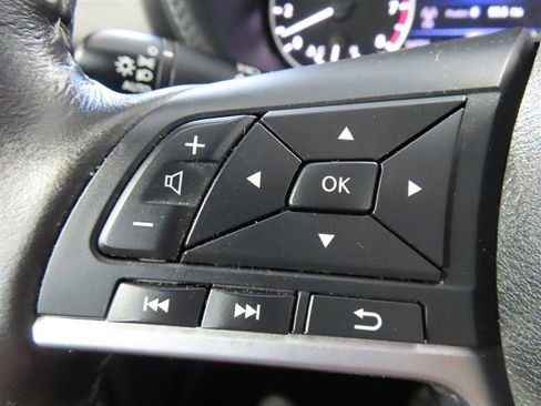 Used 2025 Nissan Sentra SV w/ All-Weather Package FWD image 23