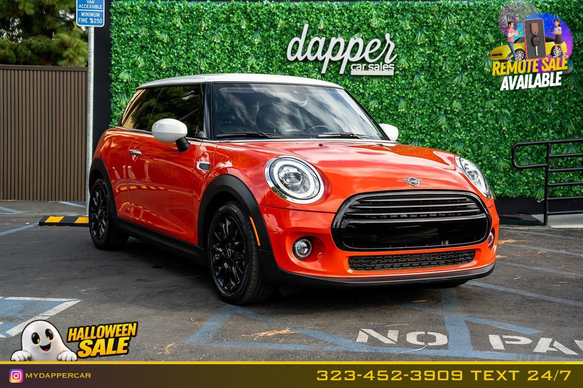 Used 2021 MINI Cooper 2-Door Hardtop w/ 6.5" Touchscreen Package FWD image 3