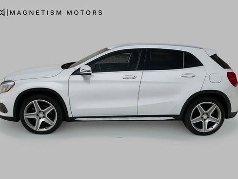 Used 2015 Mercedes-Benz GLA 250 4MATIC image 2
