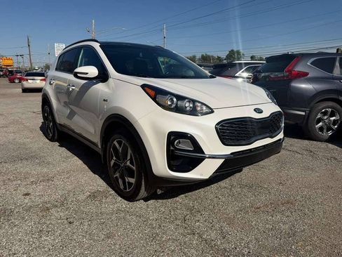 Used 2020 Kia Sportage EX w/ Option Group 15 AWD/4WD image 3