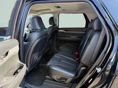 Used 2022 Hyundai Palisade SEL w/ 8P Bench Seat Package AWD/4WD image 5