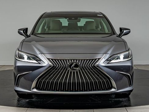 Used 2019 Lexus ES 350 w/ Premium Package FWD image 2