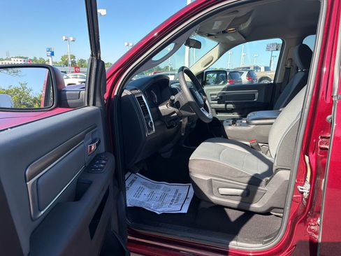 Used 2024 RAM 1500 Classic SLT AWD/4WD image 12