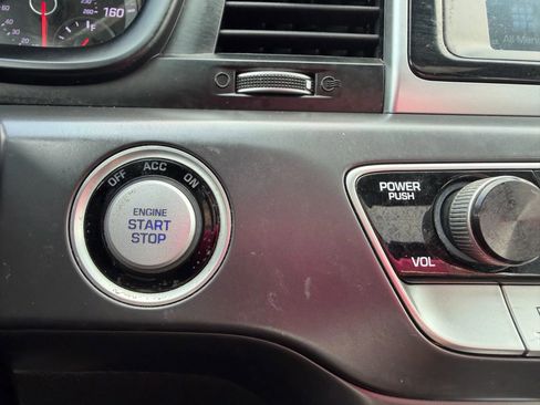 Used 2018 Hyundai Sonata Sport image 19