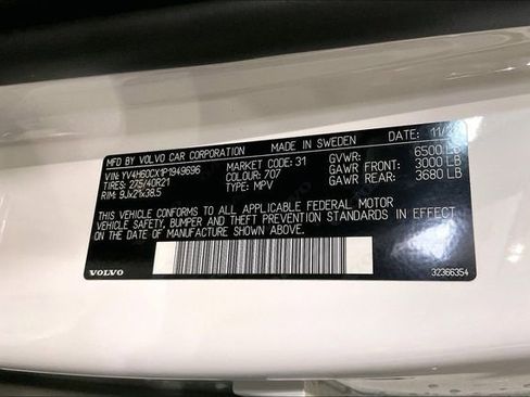 Certified 2023 Volvo XC90 T8 Ultimate w/ Lounge Package image 37