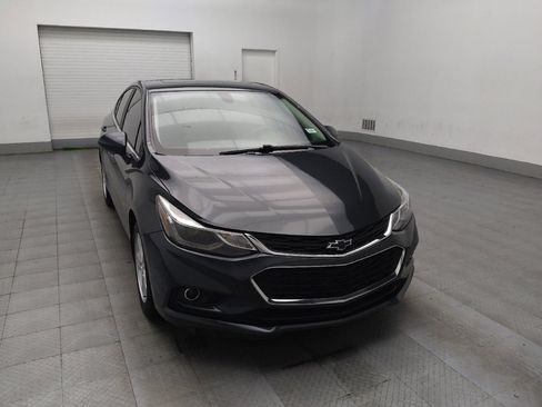 Used 2018 Chevrolet Cruze LT w/ Sun And Sound Package image 13