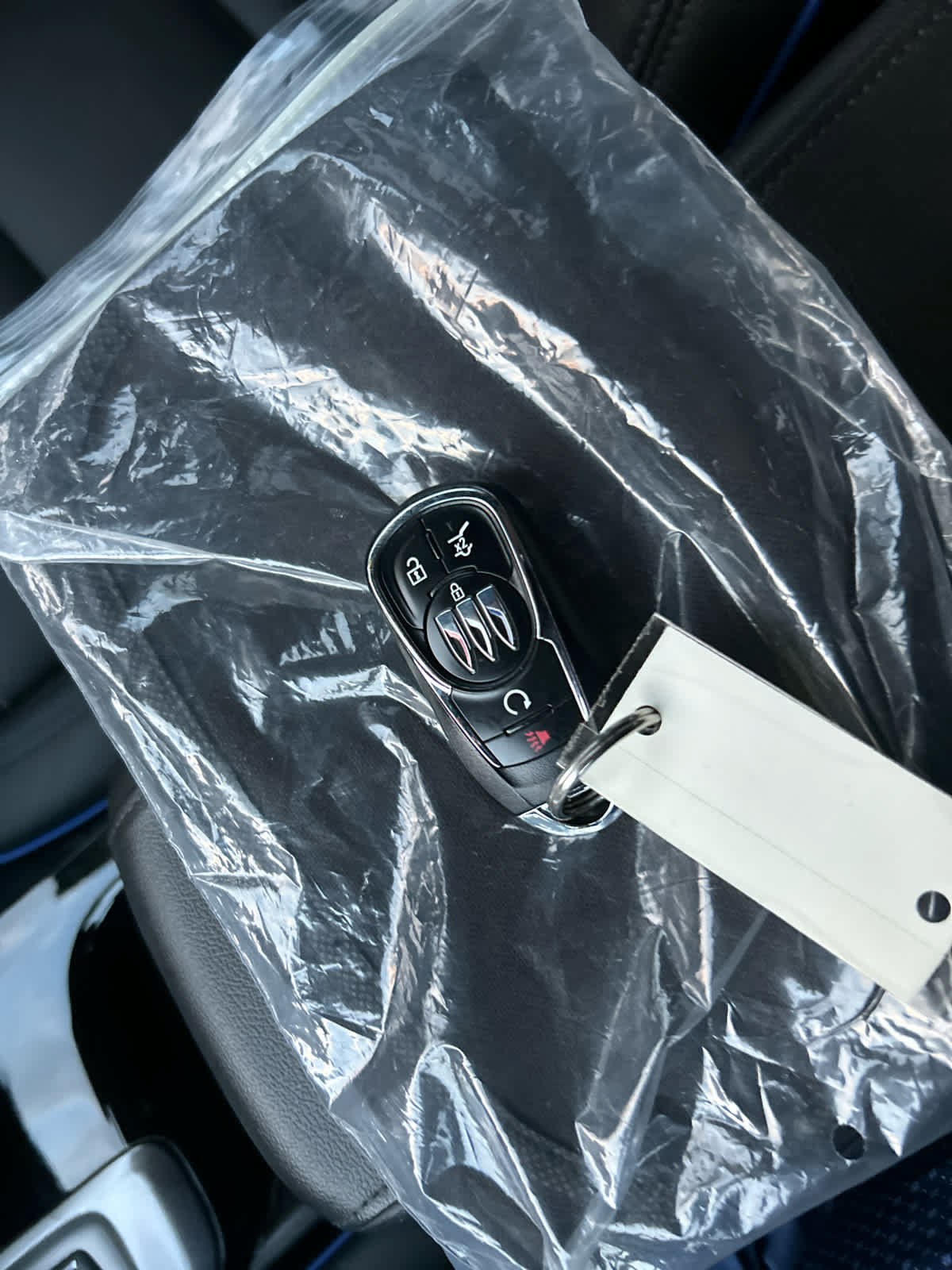 Used 2024 Buick Envista Sport Touring w/ Convenience I Package FWD image 21