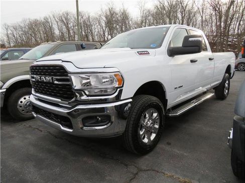 Used 2024 RAM 2500 Big Horn image 33