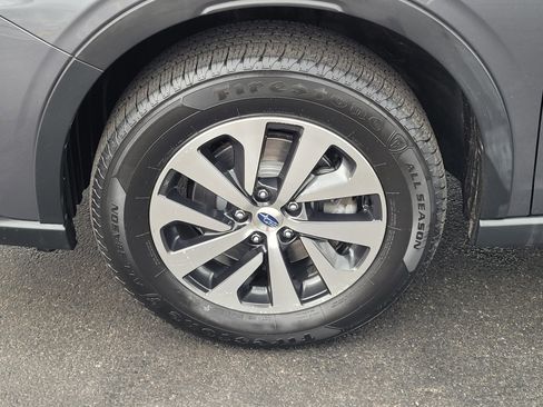 Used 2022 Subaru Outback Premium image 10