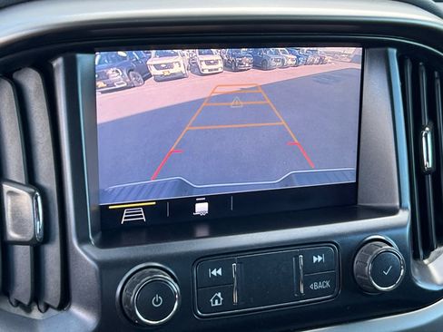 Used 2021 Chevrolet Colorado Z71 w/ Safety Package image 21