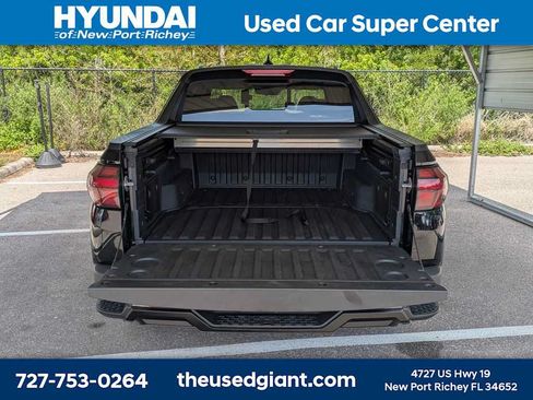 Used 2023 Hyundai Santa Cruz Night AWD/4WD image 12
