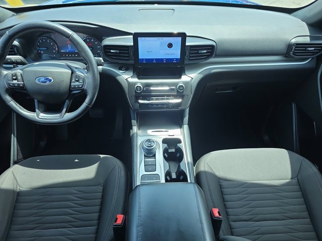 Used 2020 Ford Explorer XLT RWD image 13