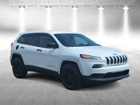 Used 2015 Jeep Cherokee Sport AWD/4WD image 2