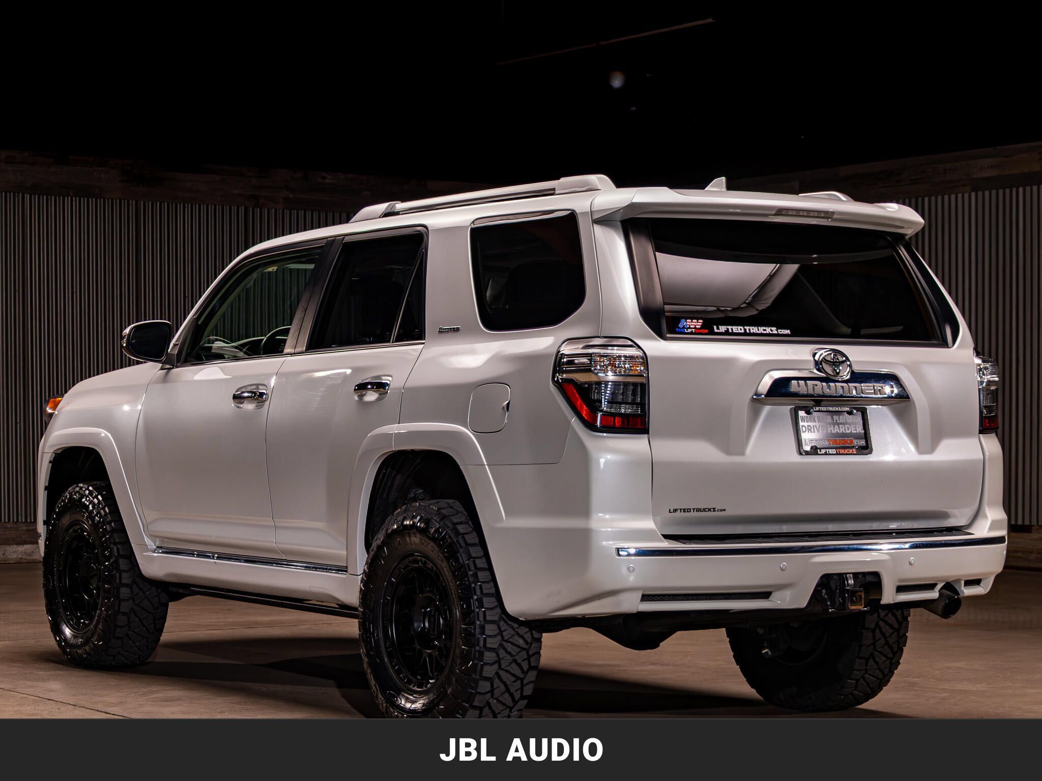 Used 2024 Toyota 4Runner Limited AWD/4WD image 7