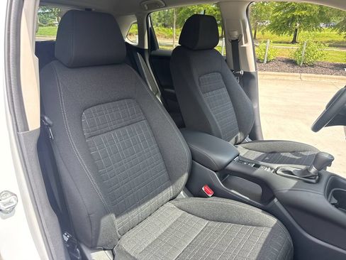 Certified 2026 Honda HR-V LX image 35