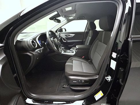 Used 2025 Chevrolet Blazer LT image 10