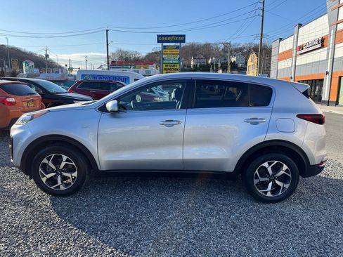 Used 2021 Kia Sportage LX image 8