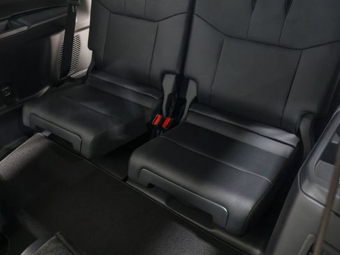 Used 2026 Lexus GX 550 w/ Accessory Package (2T) image 59