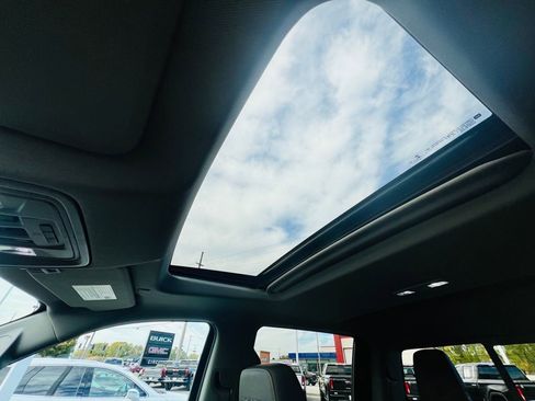 Used 2019 GMC Sierra 1500 Denali image 25