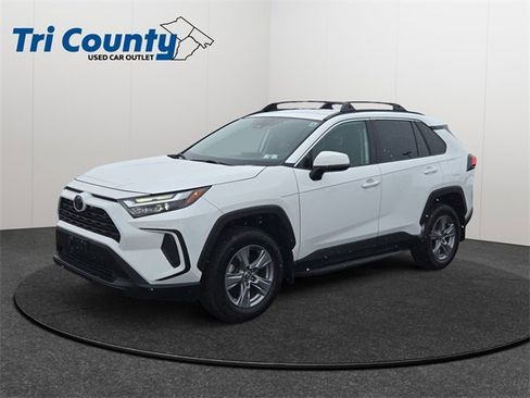 Certified 2023 Toyota RAV4 XLE image 3