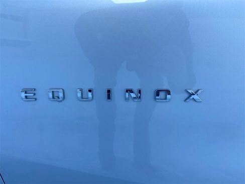 Used 2022 Chevrolet Equinox Premier image 38