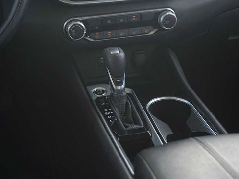 Used 2024 Nissan Altima 2.5 SV image 20