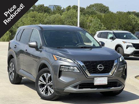 Used 2022 Nissan Rogue SV AWD/4WD image 1