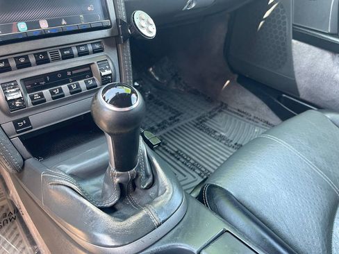 Used 2005 Porsche Boxster image 24