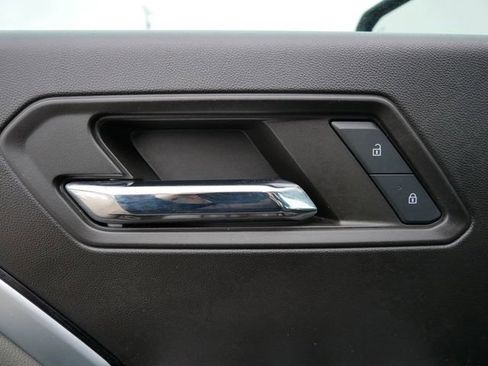 Used 2024 Chevrolet Colorado ZR2 w/ Technology Package image 14