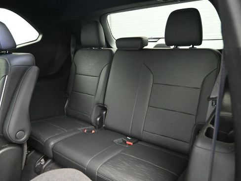 Used 2025 Buick Enclave Sport Touring AWD/4WD image 27