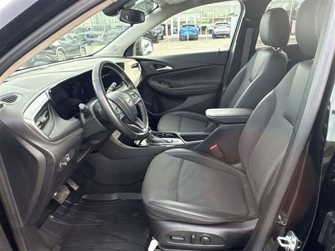 Certified 2024 Buick Encore GX Preferred w/ Comfort Package image 18