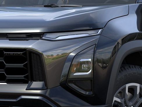 New 2026 Chevrolet Equinox ACTIV FWD image 10