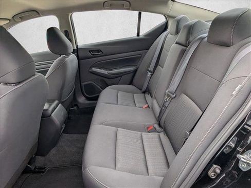 Used 2025 Nissan Altima 2.5 SV image 20