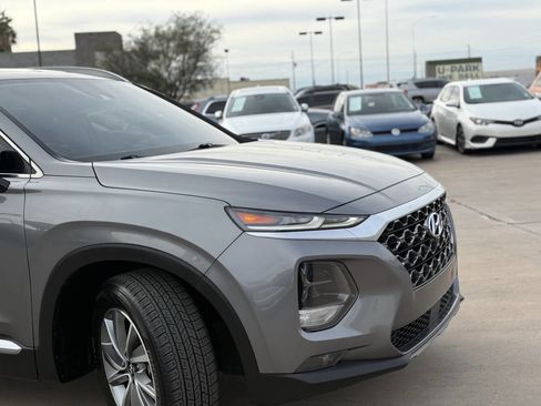 Used 2019 Hyundai Santa Fe AWD image 2