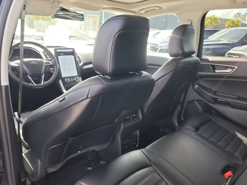 Used 2024 Ford Edge SEL w/ Convenience Package AWD/4WD image 12