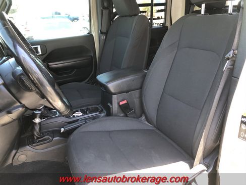 Used 2020 Jeep Gladiator Sport w/ Quick Order Package 24S AWD/4WD image 7