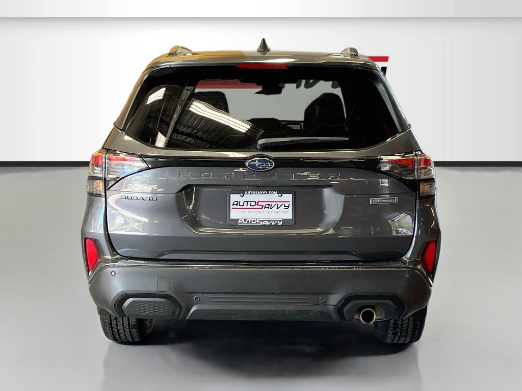 Used 2025 Subaru Forester Touring AWD/4WD image 6