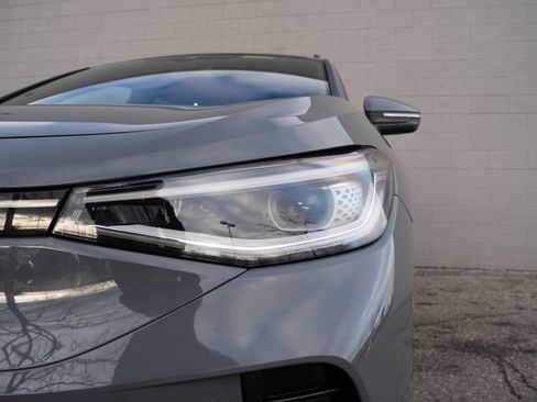 Used 2023 Volkswagen ID.4 Pro S image 11