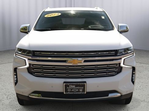 Used 2024 Chevrolet Tahoe Premier AWD/4WD image 19