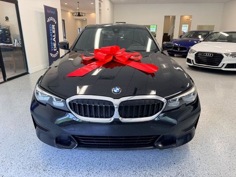Used 2019 BMW 330i Sedan w/ Driving Assistance Package RWD image 13
