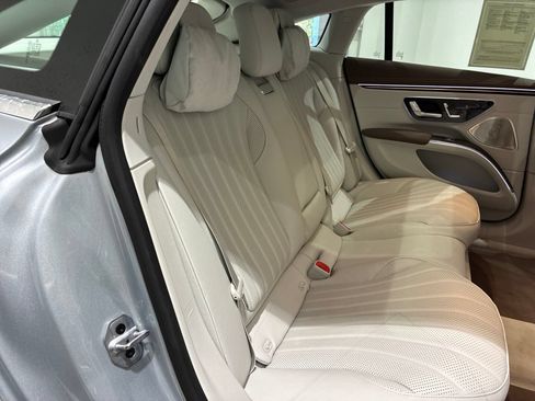 Used 2024 Mercedes-Benz EQS 450+ 4MATIC Sedan image 25