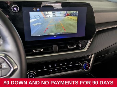 Used 2025 Chevrolet Equinox LT FWD image 16