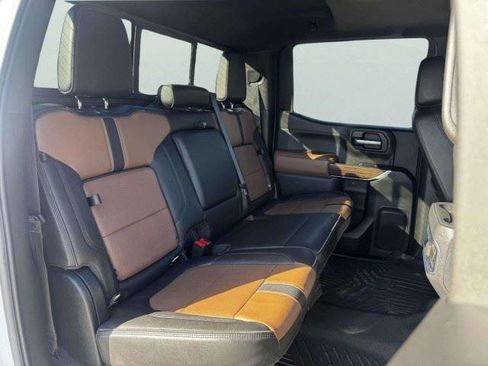 Used 2021 Chevrolet Silverado 1500 High Country w/ Technology Package RWD image 55