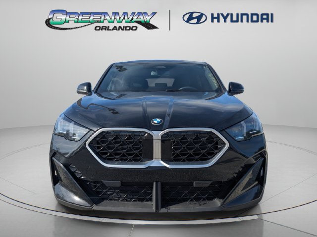 Used 2026 BMW X2 xDrive28i AWD/4WD image 2