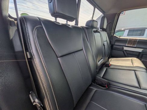 Used 2019 Ford F150 Lariat w/ Equipment Group 501A Mid AWD/4WD image 26