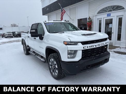 Used 2022 Chevrolet Silverado 2500 Custom w/ Custom Value Package image 3