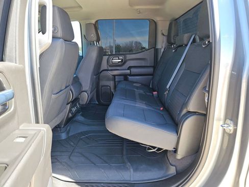 Used 2020 Chevrolet Silverado 1500 LT w/ Texas Edition image 14