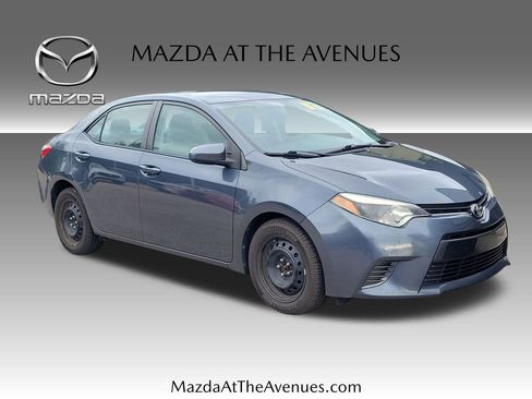 Used 2016 Toyota Corolla LE image 1