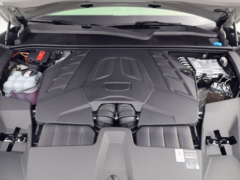 New 2026 Porsche Cayenne GTS AWD/4WD image 26