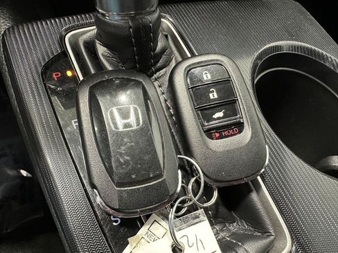 Used 2023 Honda Civic LX image 25